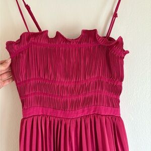 Elegant Pink Pleated Dress